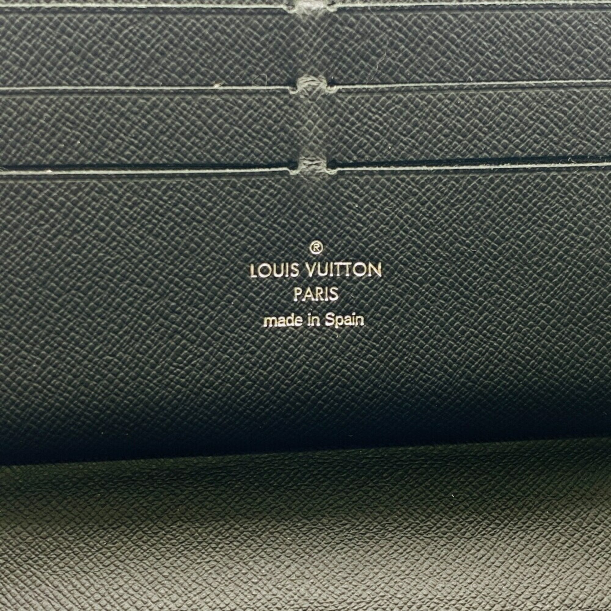 Louis Vuitton Taiga Black Leather Long Wallet (Bi-Fold) (Pre-Owned)