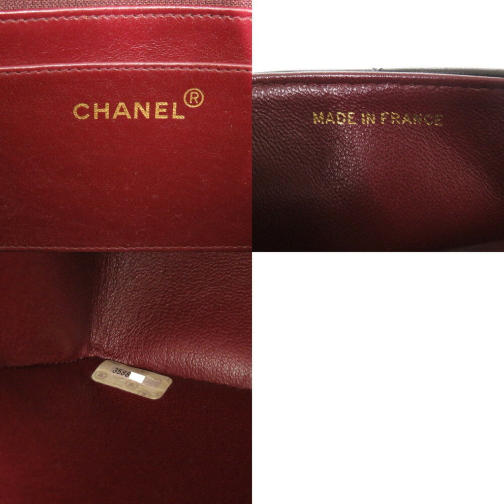 Chanel Black Leather Shoulder Bag (Pre-Owned)