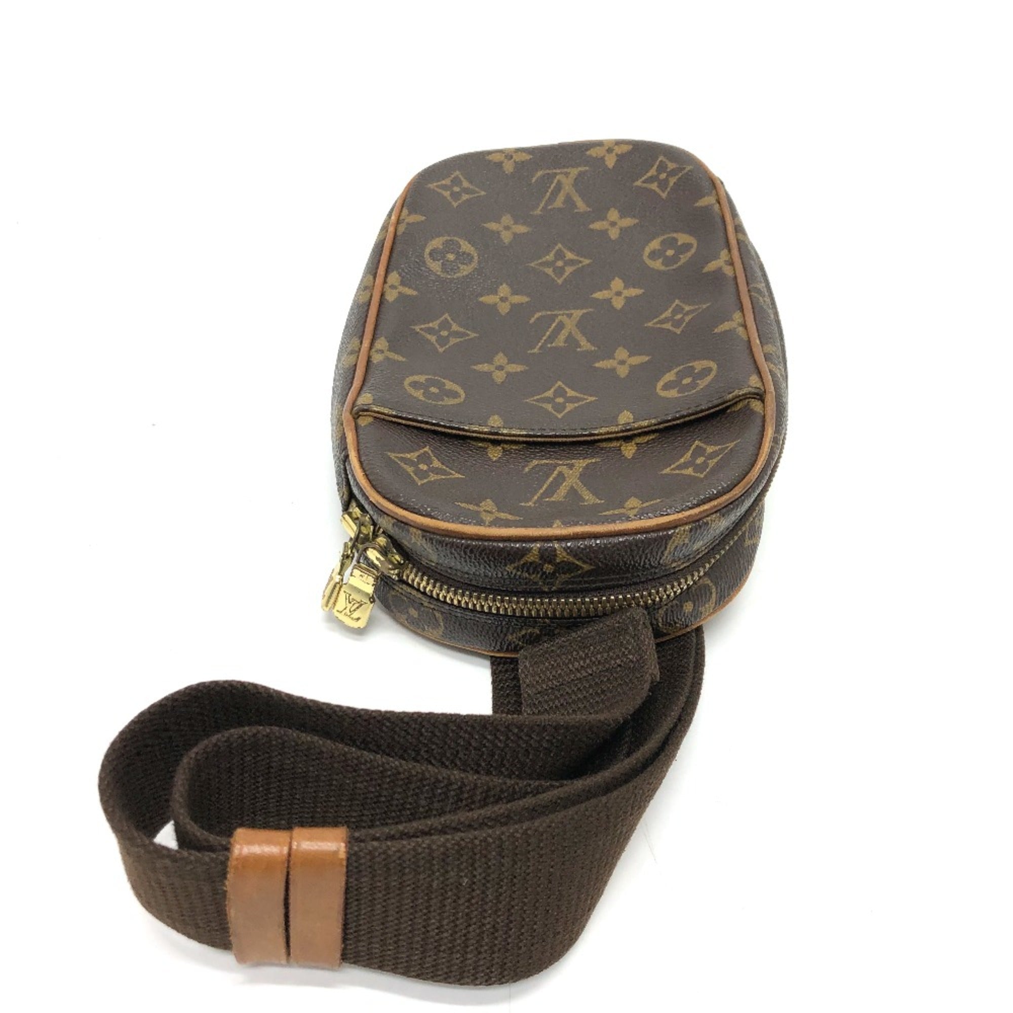 Louis Vuitton Brown Other Shoulder Bag (Pre-Owned)