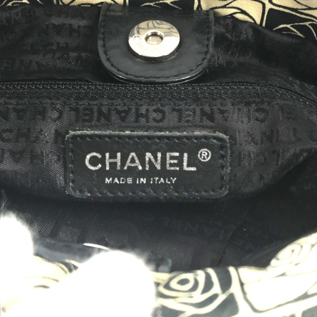 Chanel Camellia Black White Canvas Shoulder Bag Tote Bag (Pre-Owned)