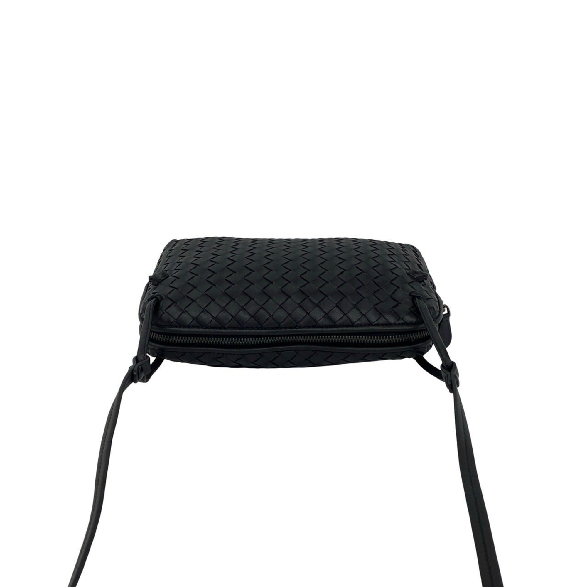 Bottega Veneta Navy Leather Pochette Shoulder Bag (Pre-Owned)