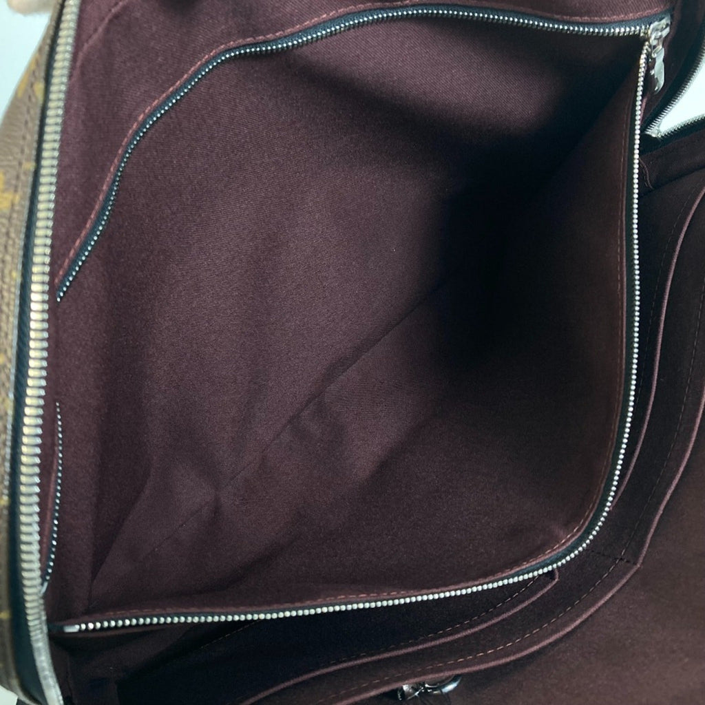 Louis Vuitton Brown Other Briefcase (Pre-Owned)