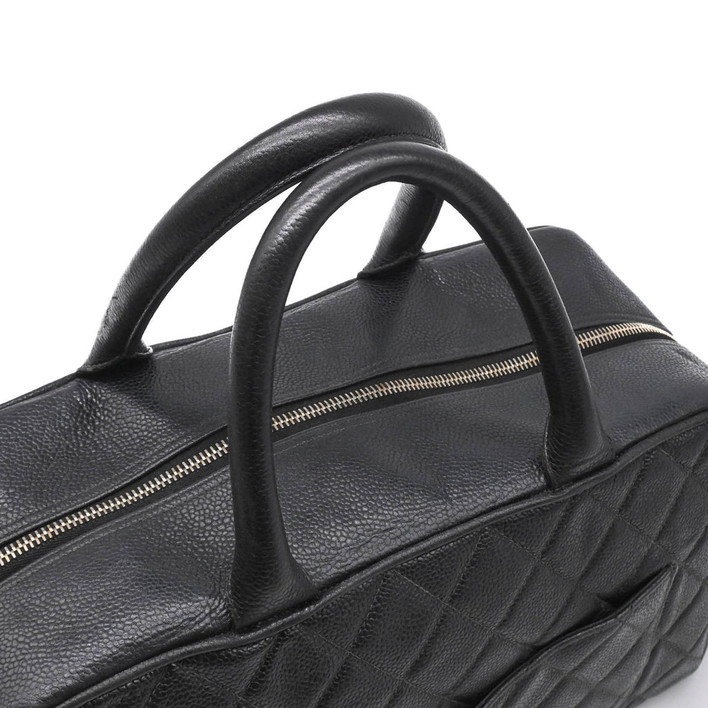 Chanel Black Grained Calfskin Handbag (Pre-Owned)