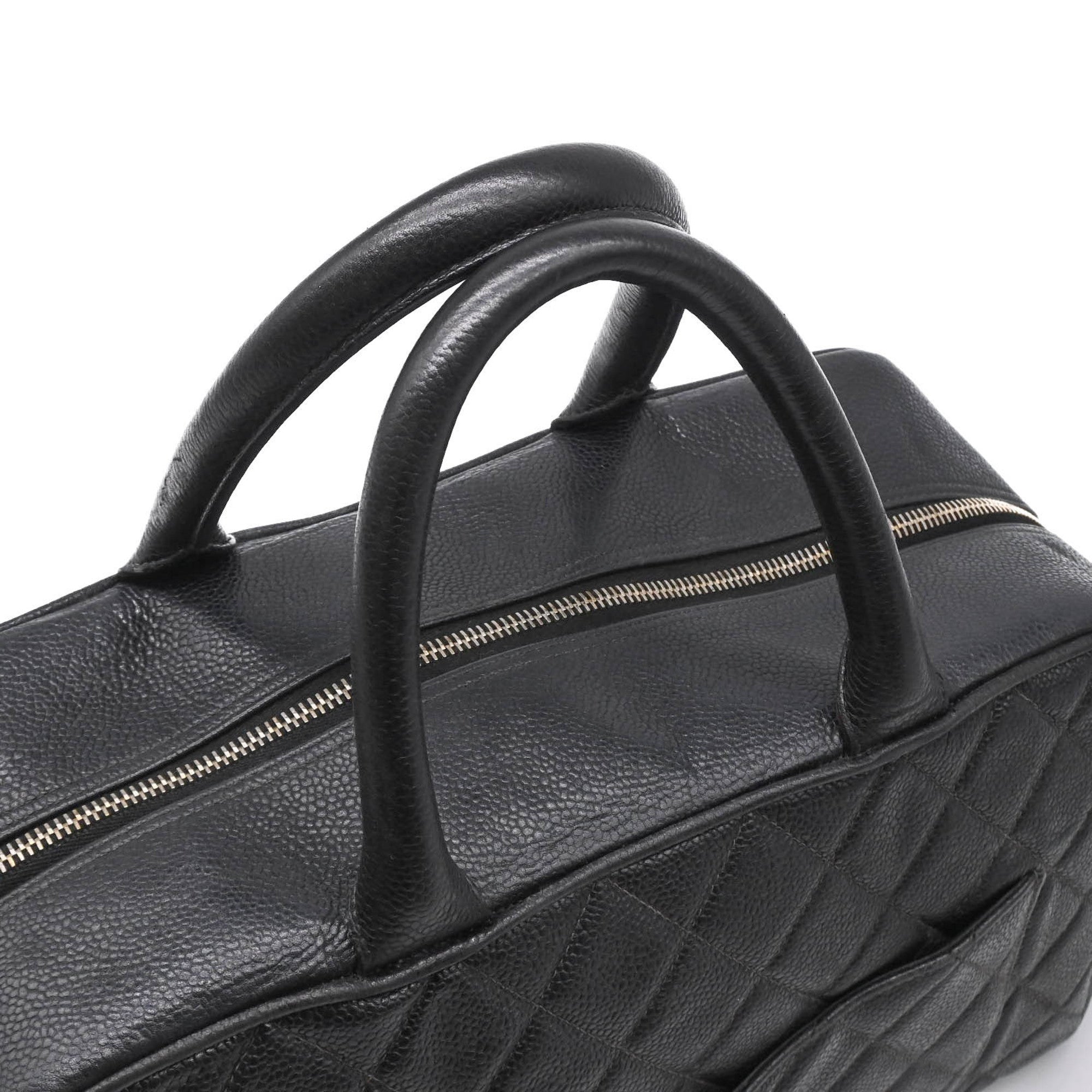Chanel Black Grained Calfskin Handbag (Pre-Owned)