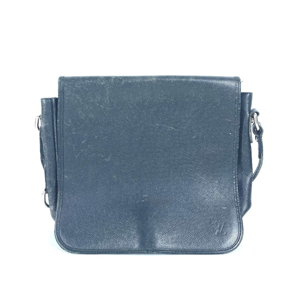 Louis Vuitton Ardoise Black Taiga Leather Shoulder Bag (Pre-Owned)