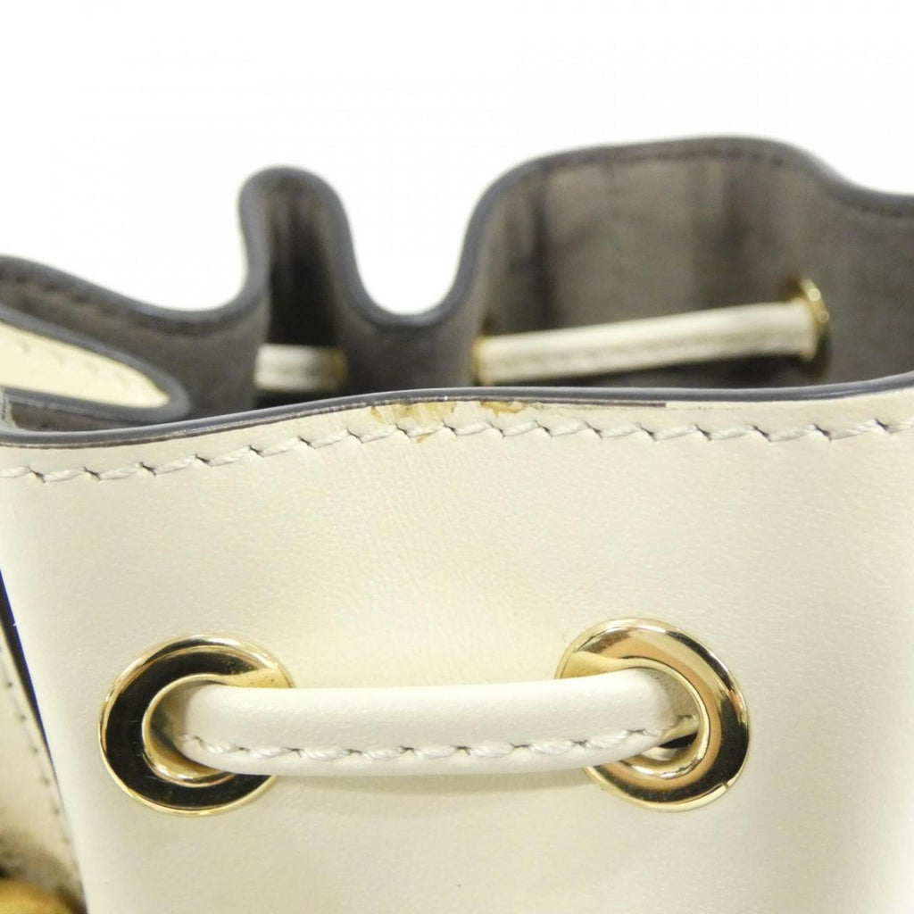 Fendi Beige Leather Handbag (Pre-Owned)