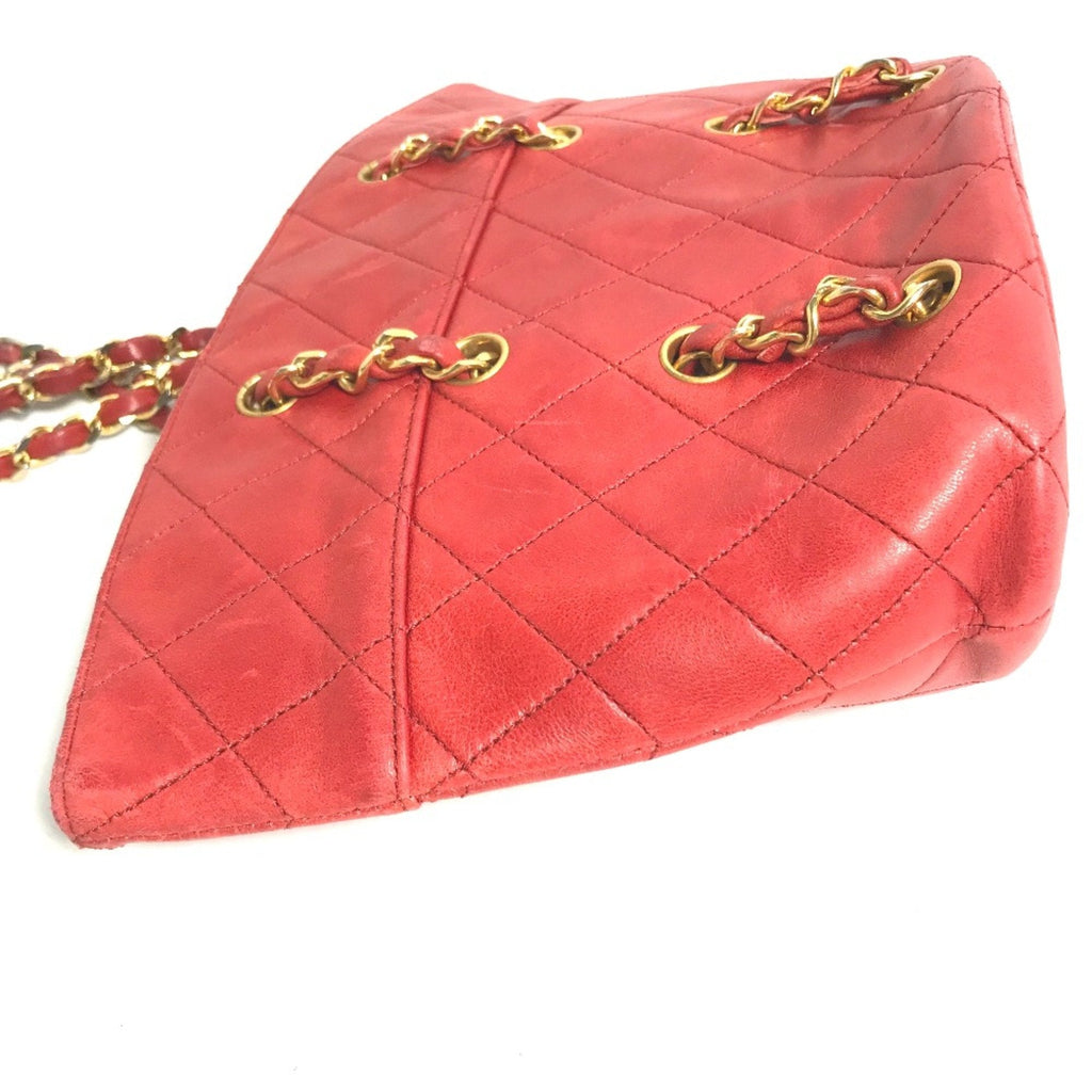 Chanel Red Leather Shoulder Bag (Pre-Owned)