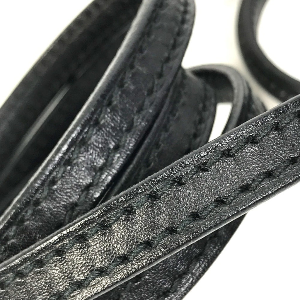 Gucci Black Leather Shoulder Bag (Pre-Owned)