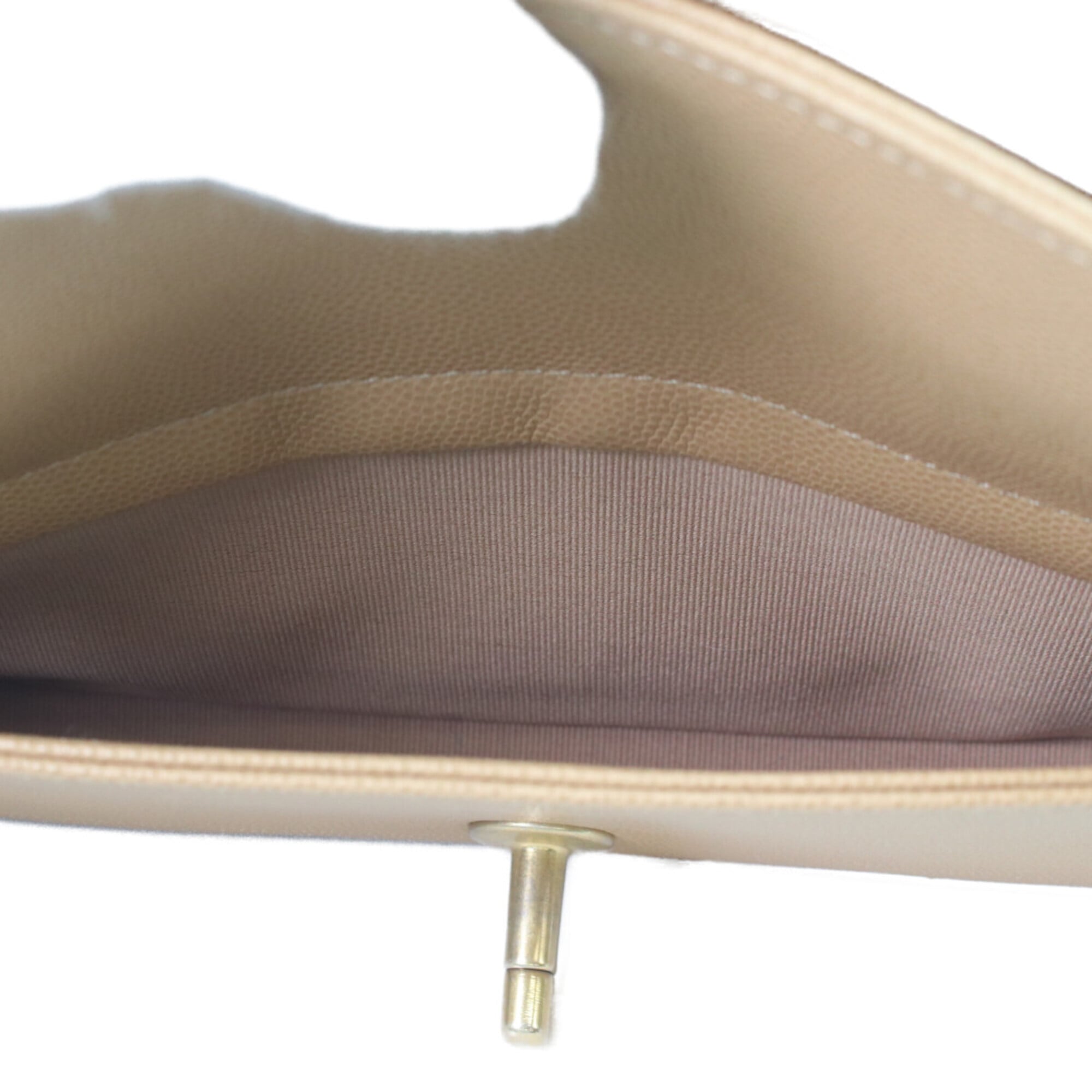Chanel Beige Grained Calfskin Shoulder Bag (Pre-Owned)