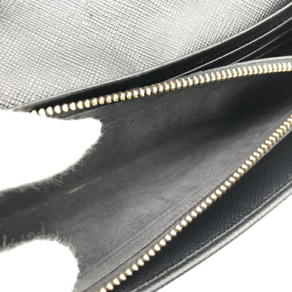 Prada Black Saffiano Long Wallet (Bi-Fold) (Pre-Owned)