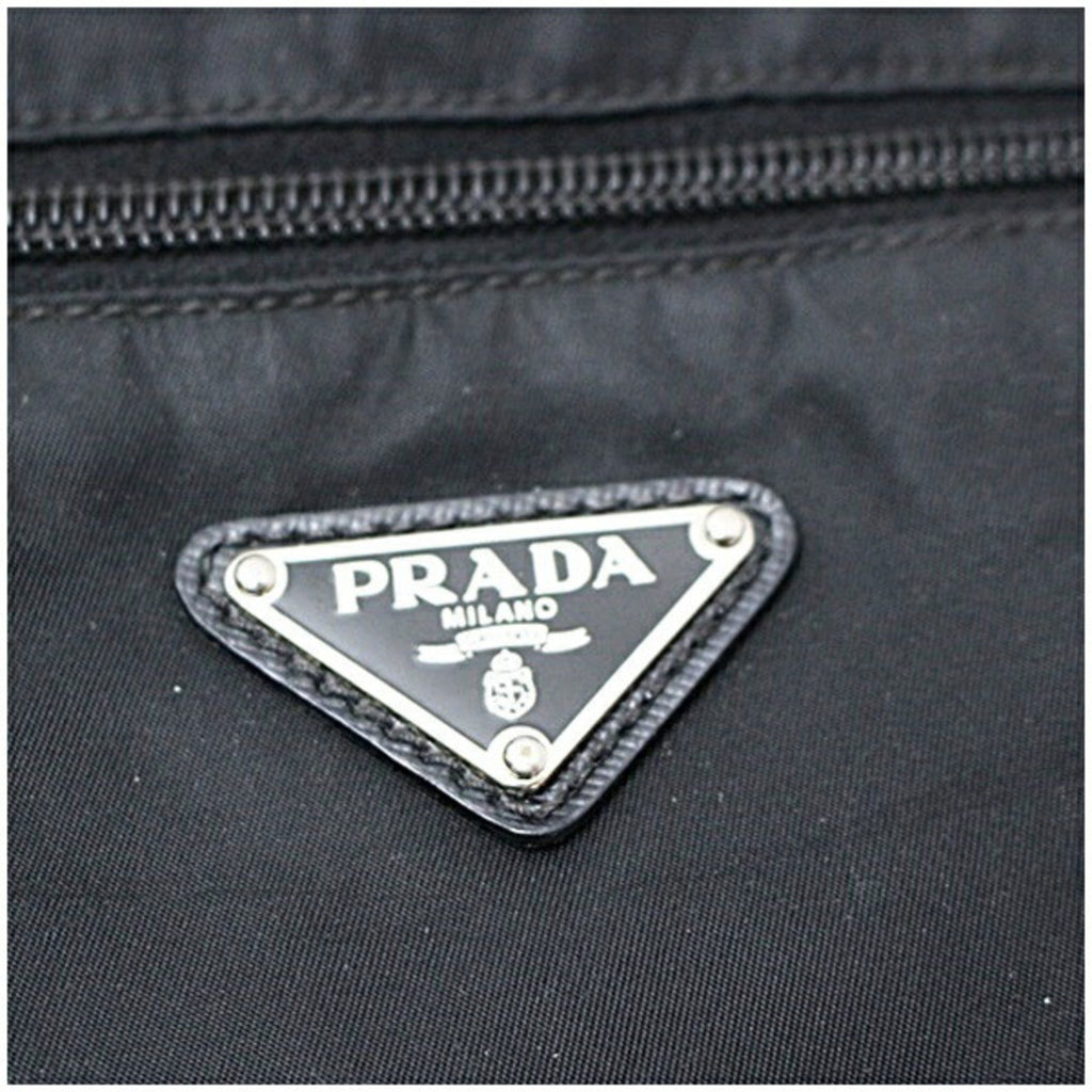 Prada Black Nylon Shoulder Bag (Pre-Owned)