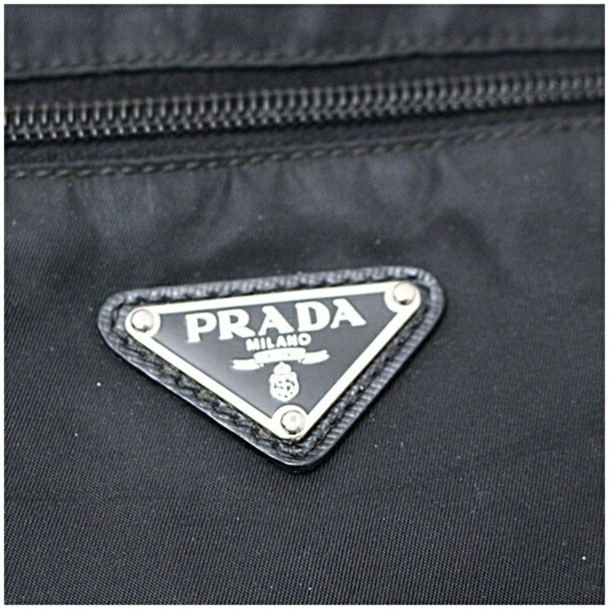 Prada Black Nylon Shoulder Bag (Pre-Owned)