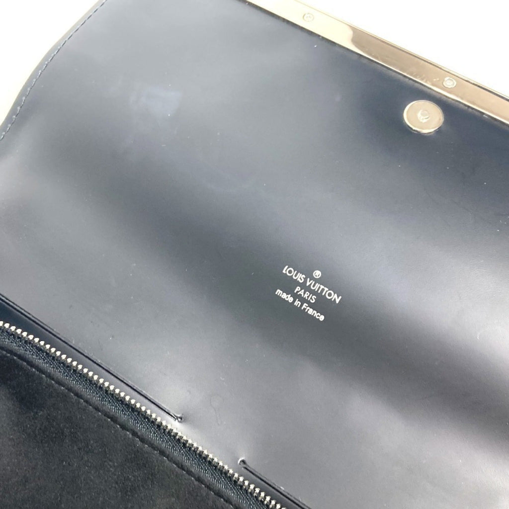 Louis Vuitton Black Epi Leather Clutch Bag Shoulder Bag (Pre-Owned)