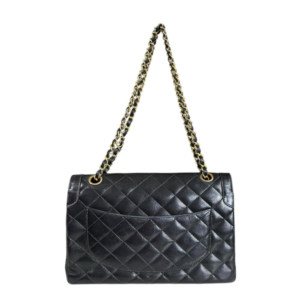 Chanel Black Leather Shoulder Bag (Pre-Owned)