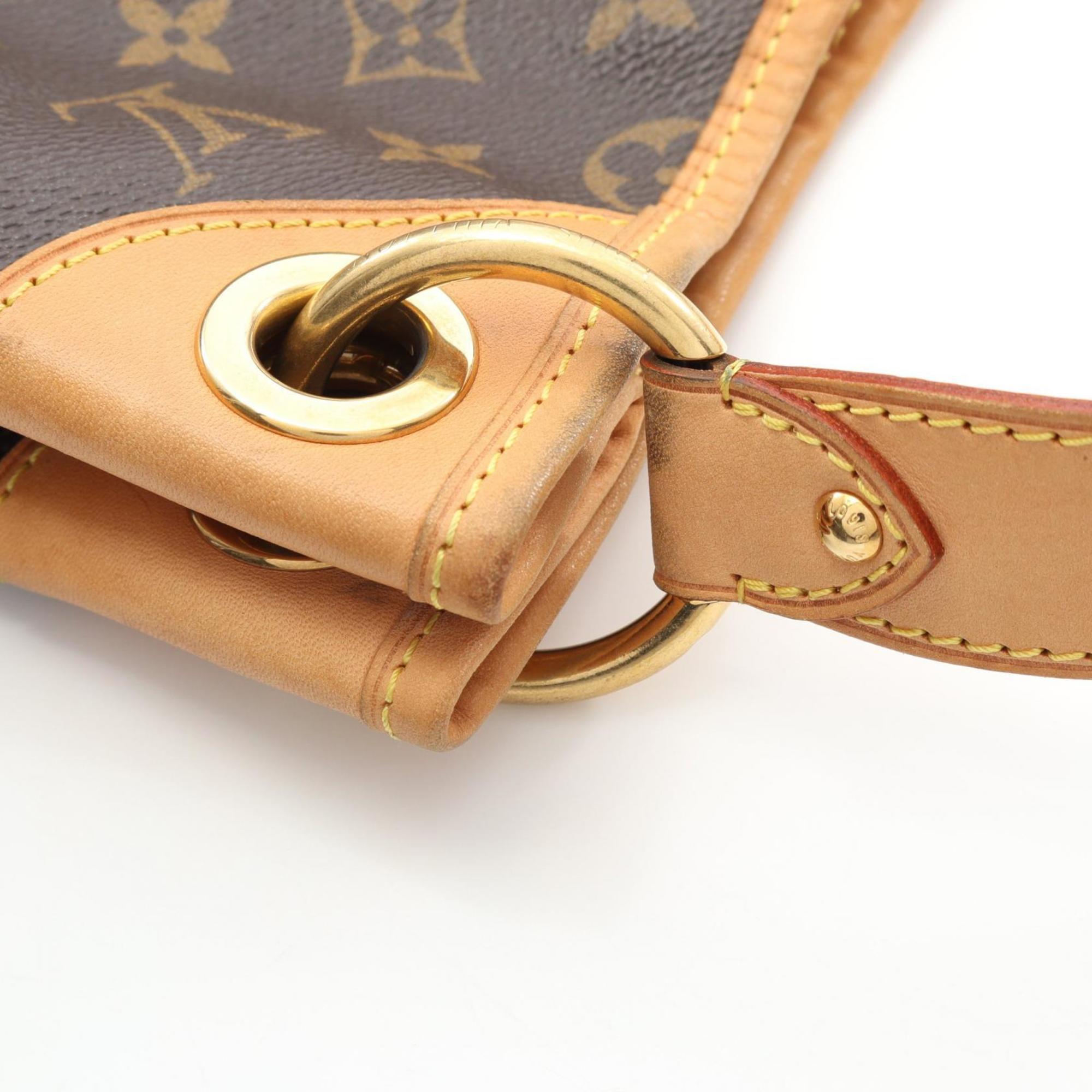 Louis Vuitton Brown Monogram Monogram Shoulder Bag (Pre-Owned)