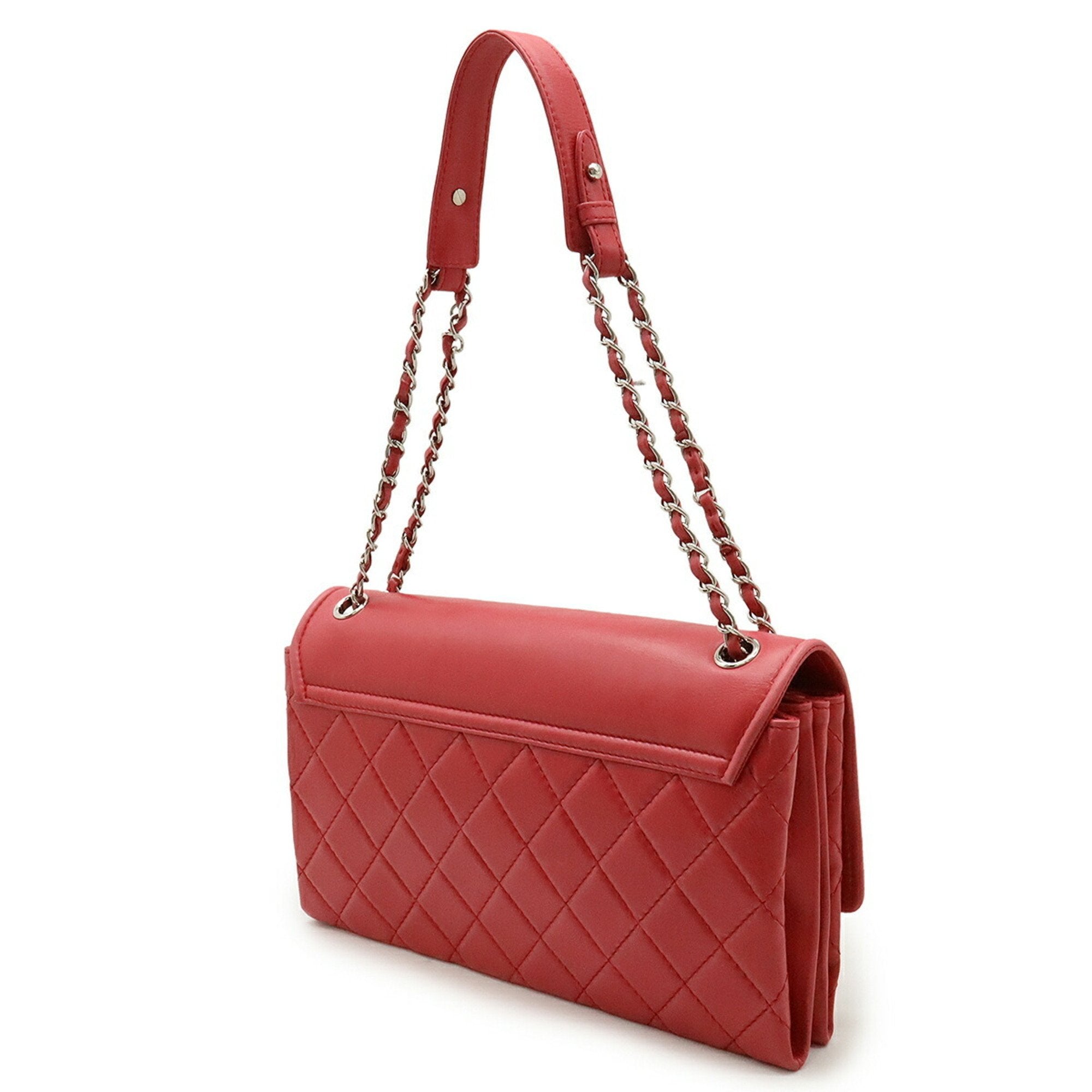 Chanel Pink Leather Shoulder Bag (Pre-Owned)