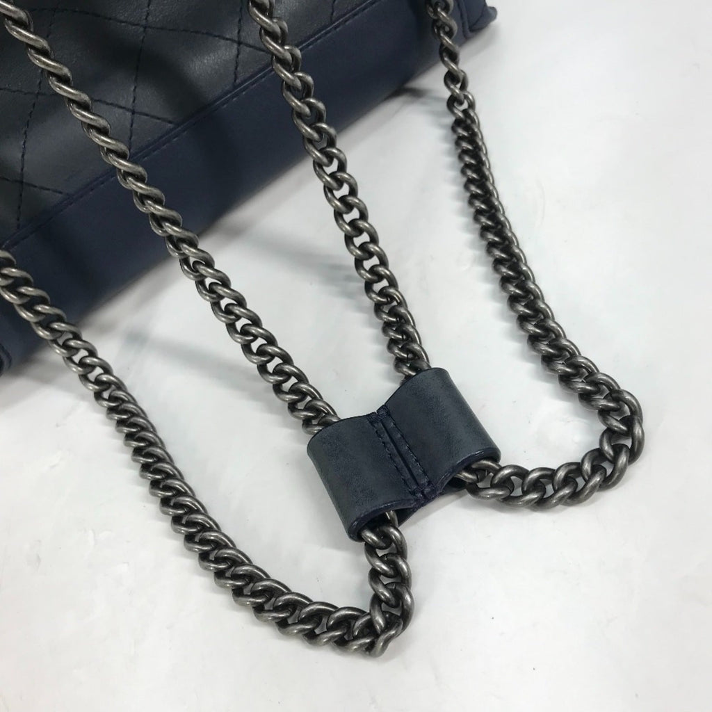 Chanel Blue Leather Shoulder Bag (Pre-Owned)