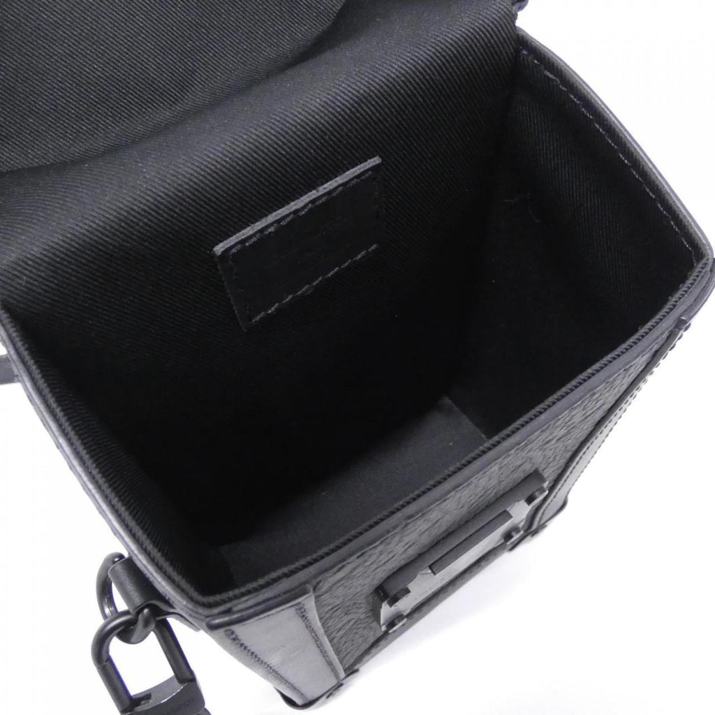 Louis Vuitton Black Leather Shoulder Bag (Pre-Owned)