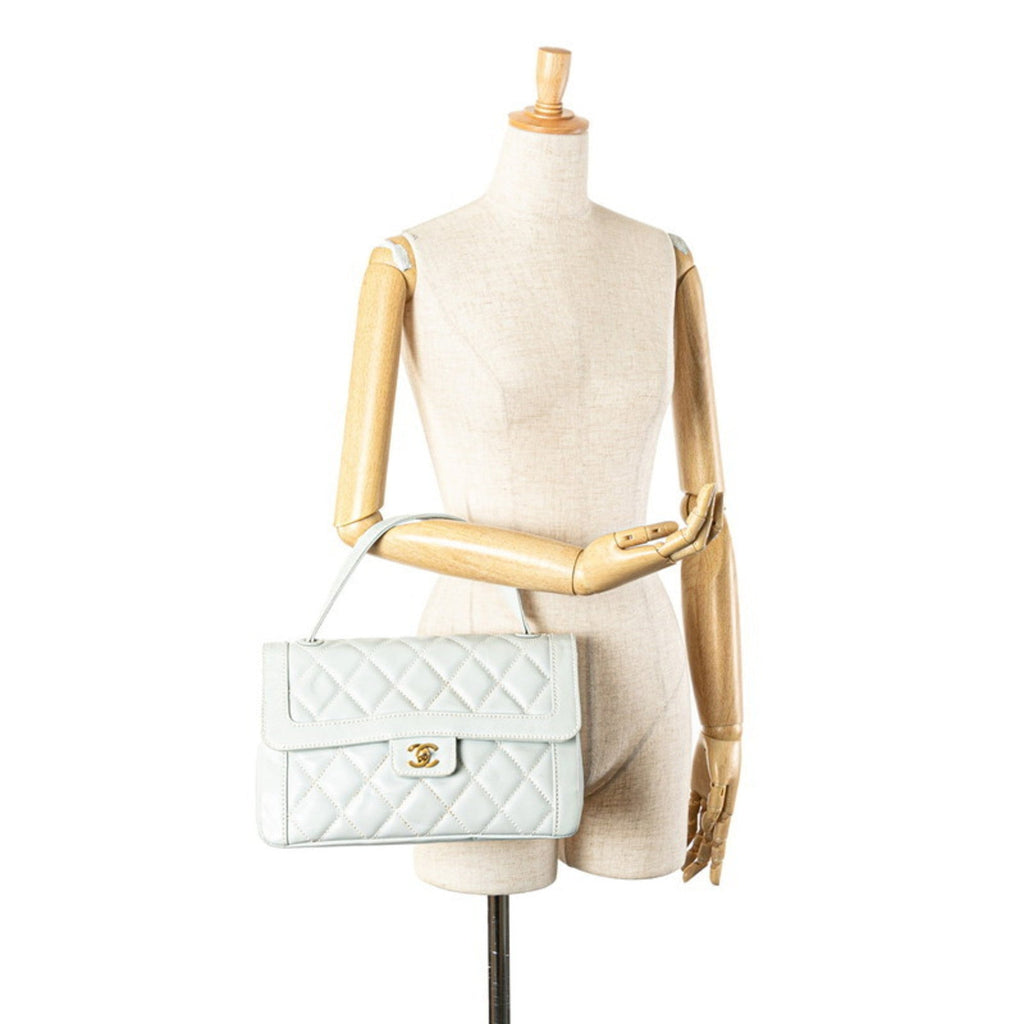 Chanel Blue Leather Handbag (Pre-Owned)