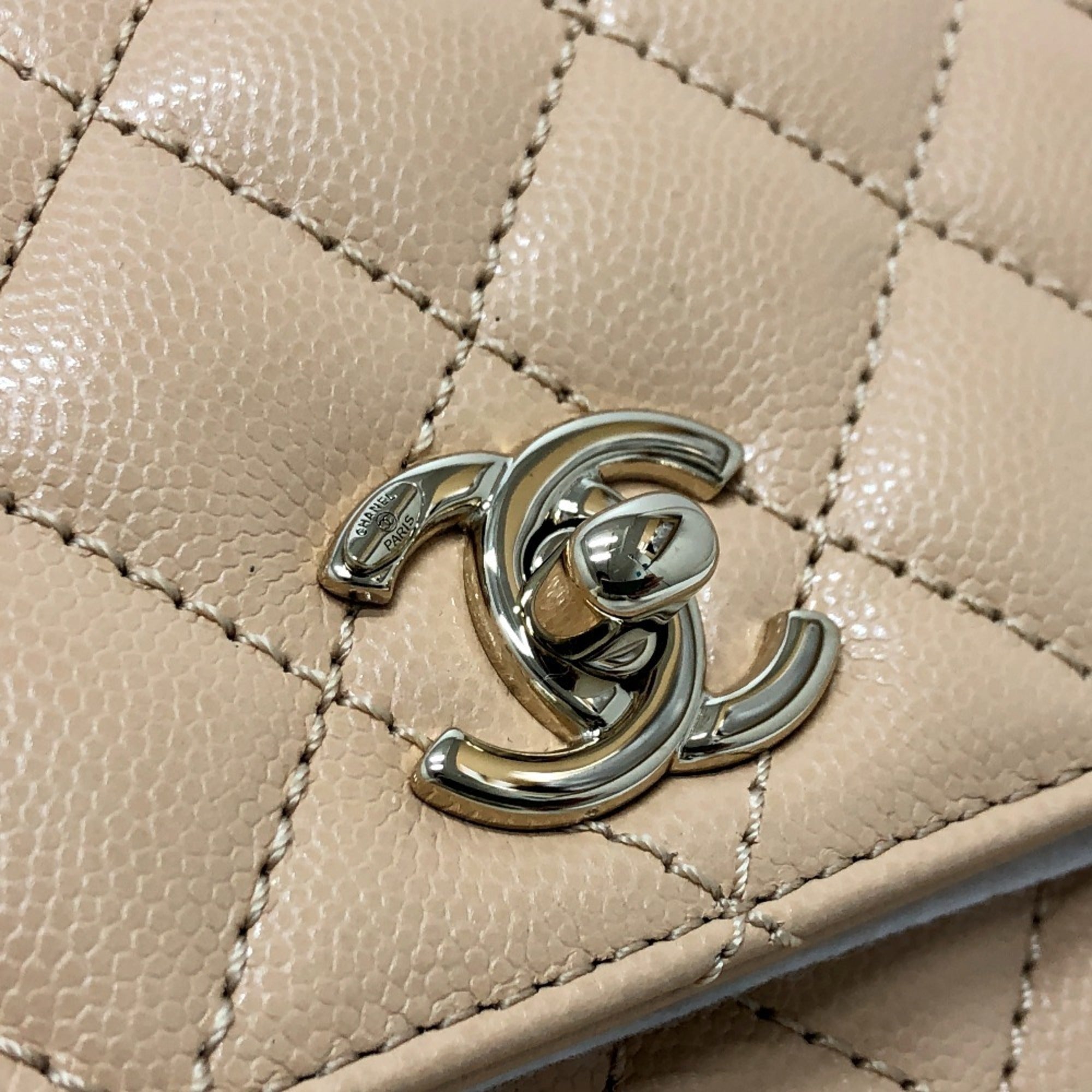 Chanel Beige Grained Calfskin Handbag Shoulder Bag (Pre-Owned)