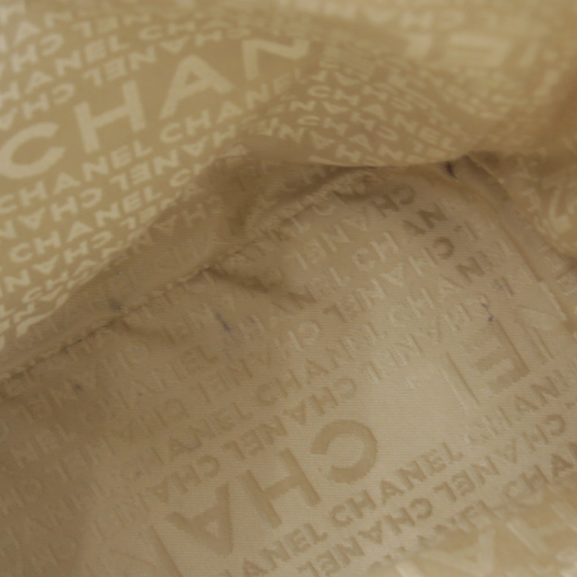 Chanel Beige Leather Tote Bag (Pre-Owned)