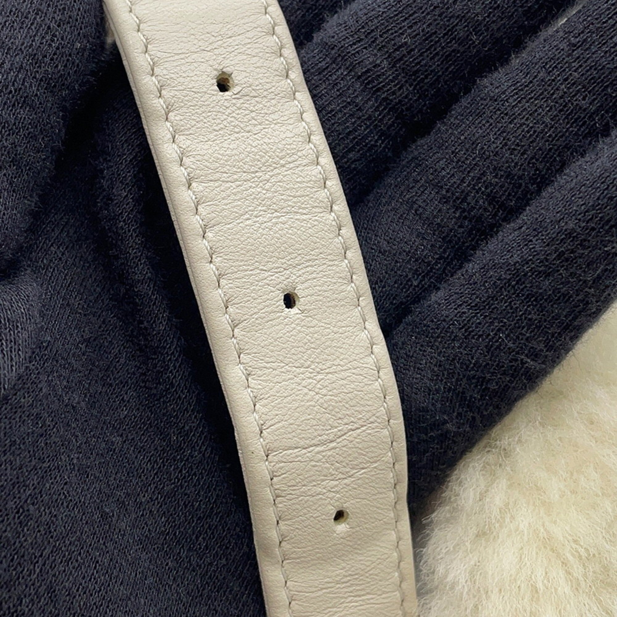 Chanel Matelasse Ivory White Leather Sling Bag (Pre-Owned)