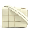 Bottega Veneta Ivory Leather Shoulder Bag (Pre-Owned)