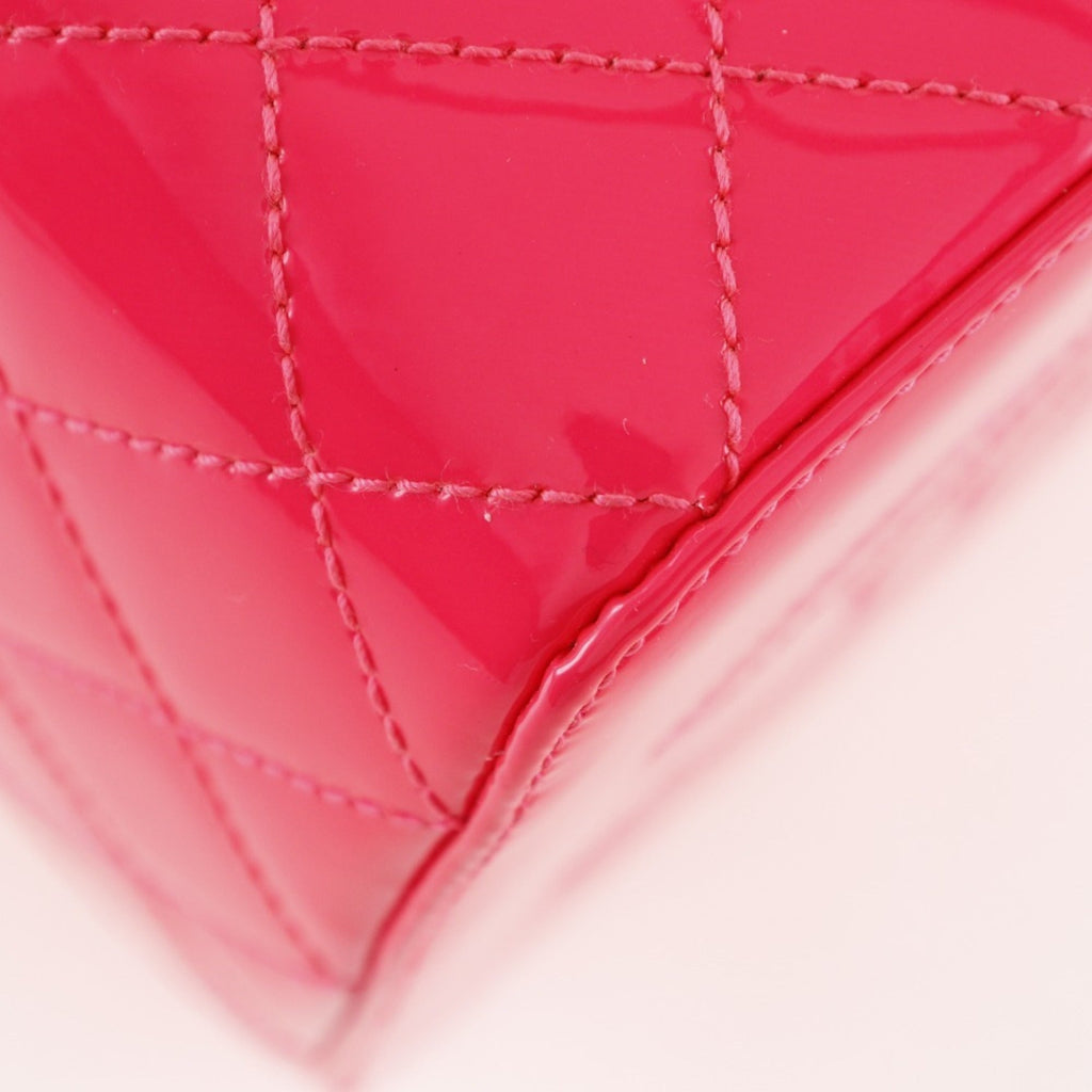 Chanel Pink Patent Leather Handbag (Pre-Owned)