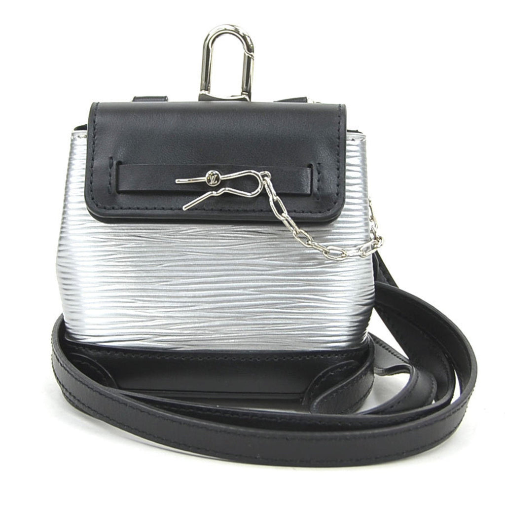 Louis Vuitton Black Silver Epi Leather Shoulder Bag (Pre-Owned)