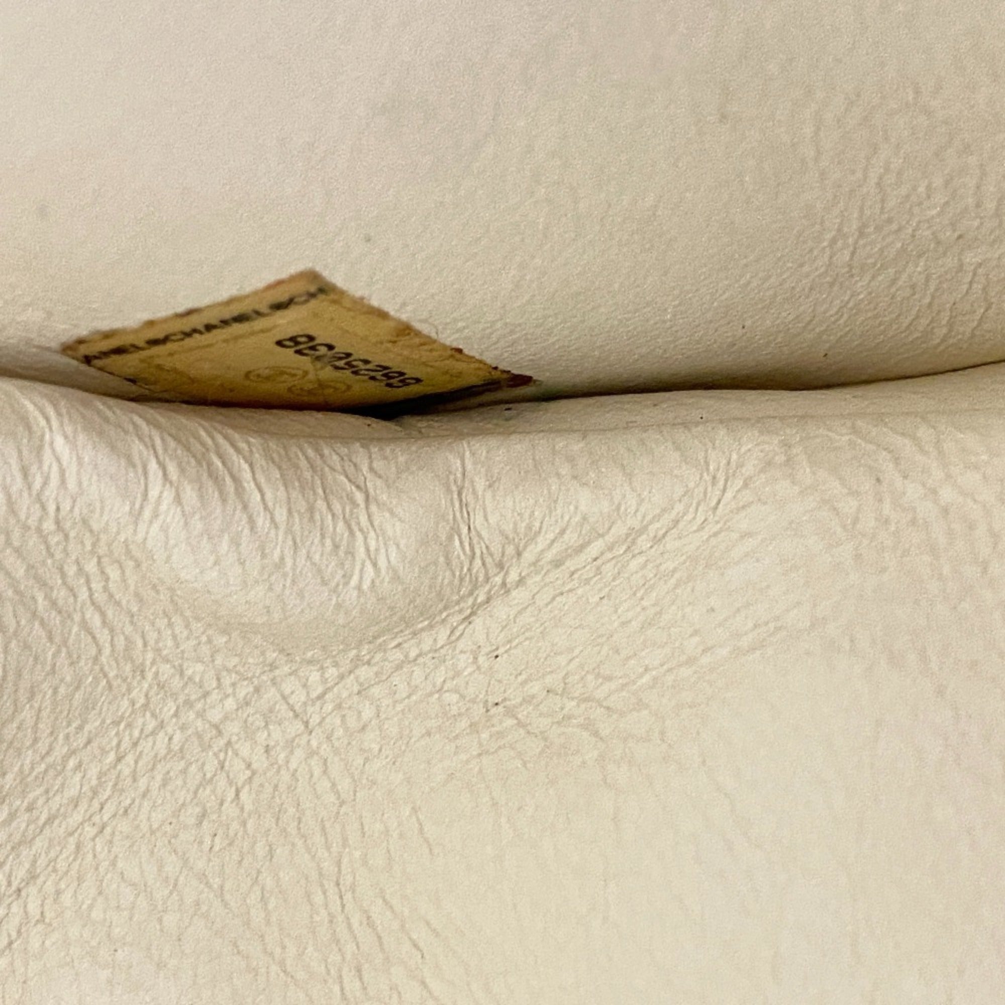 Chanel Beige White Tweed Leather Shoulder Bag (Pre-Owned)