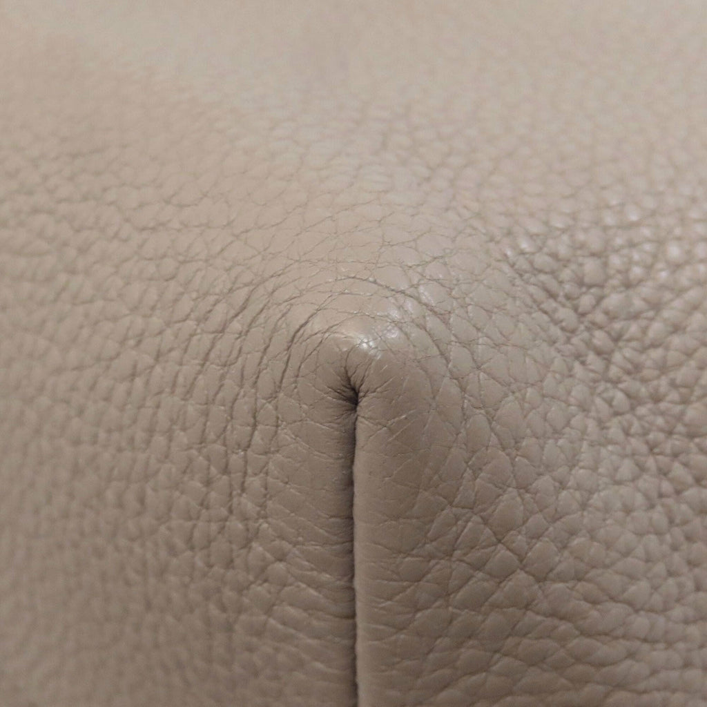 Prada Gray Leather Handbag (Pre-Owned)
