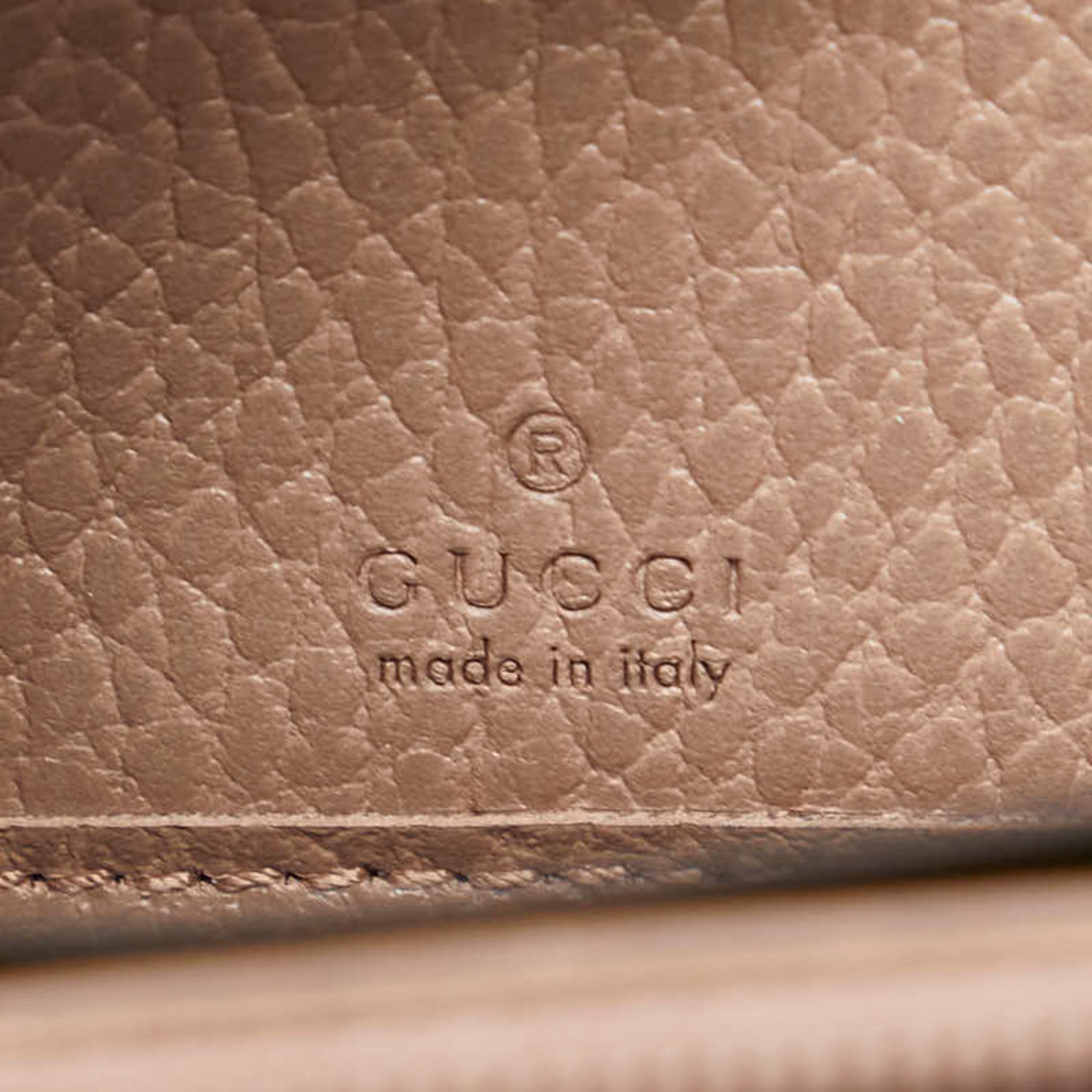 Gucci Beige Pvc Leather Long Wallet (Bi-Fold) (Pre-Owned)