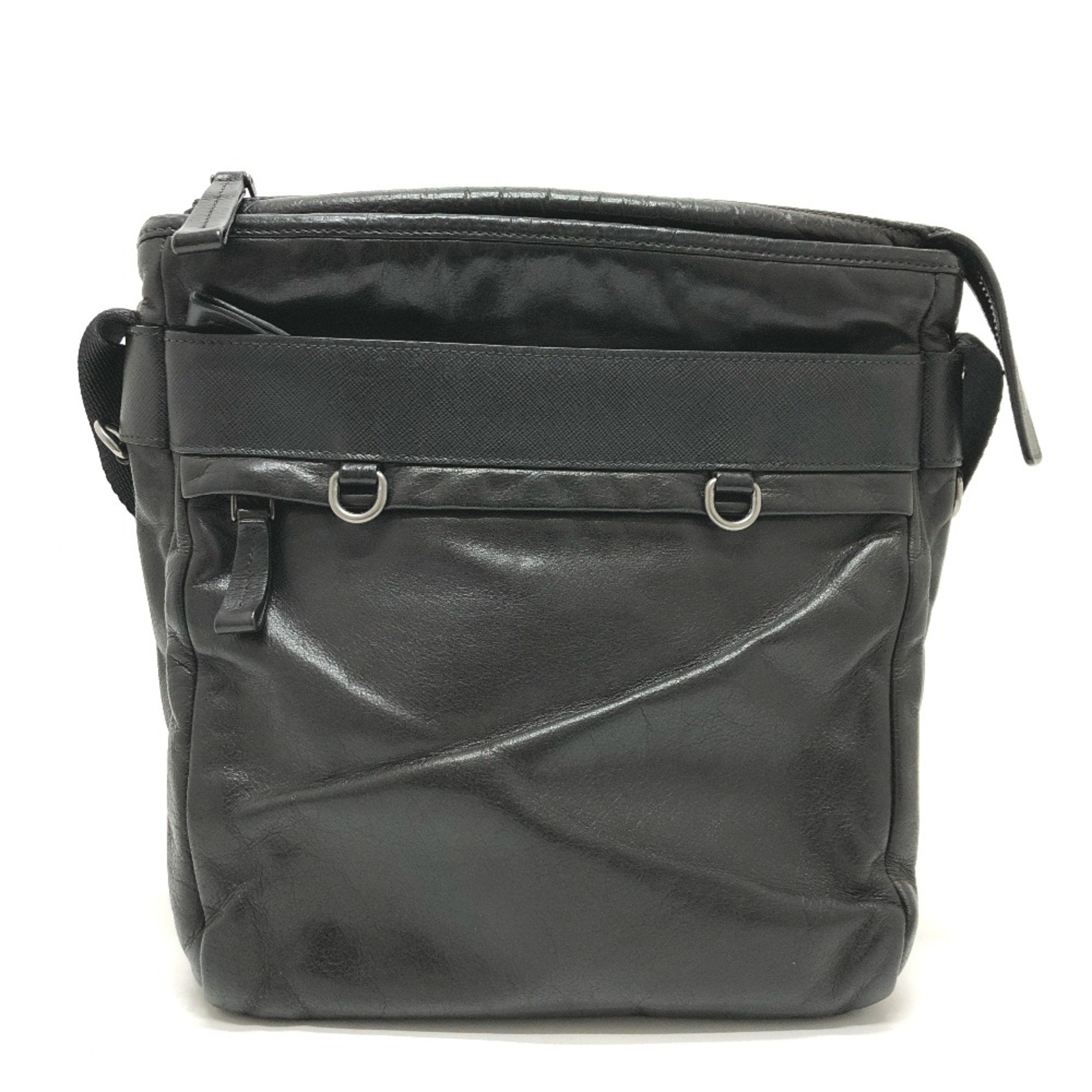 Prada Black Leather Shoulder Bag (Pre-Owned)