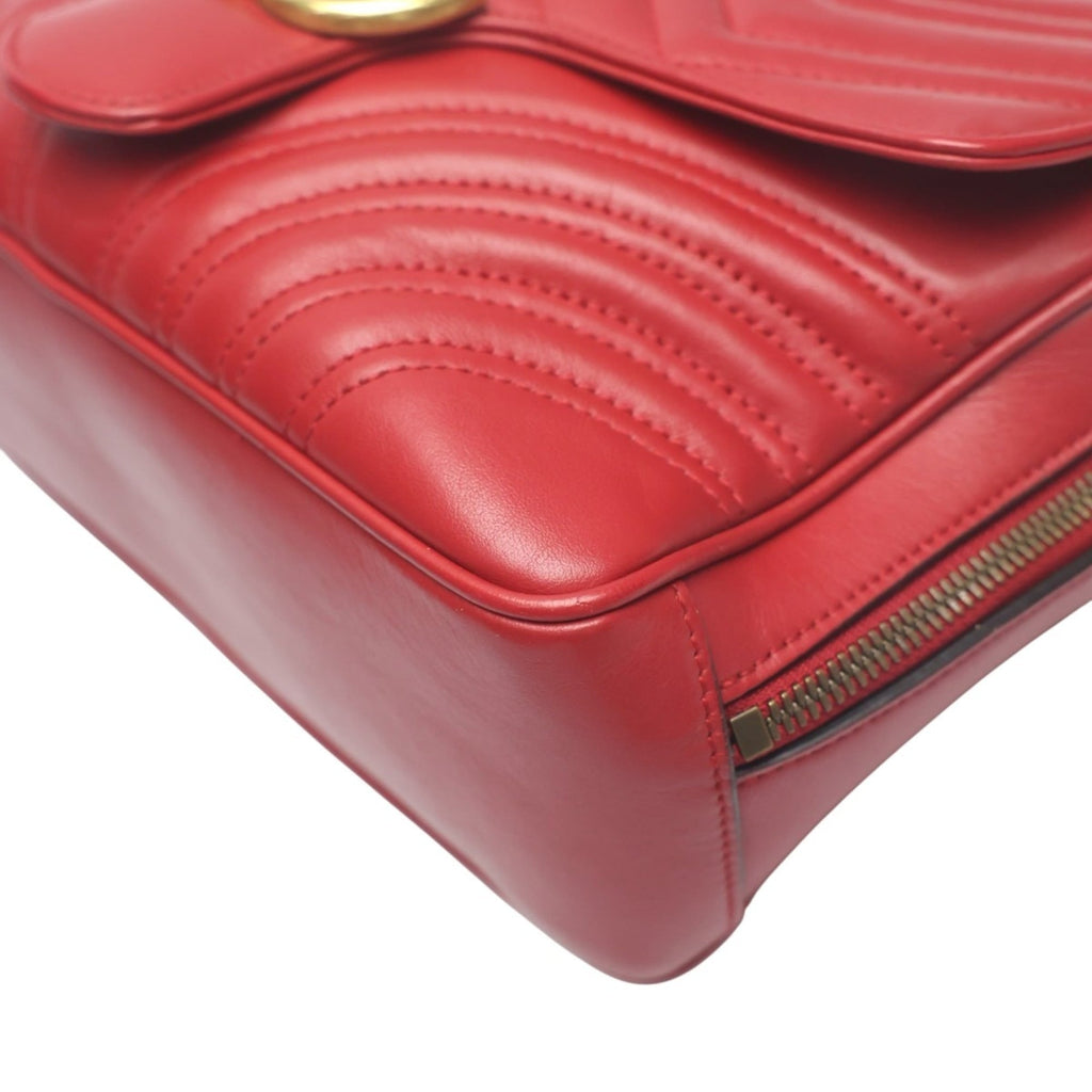 Gucci Red Color Leather Fanny Pack Sling Bag (Pre-Owned)