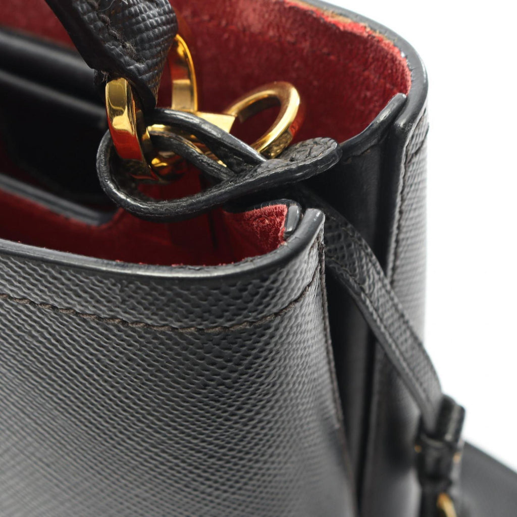 Prada Saffiano Black Leather Handbag (Pre-Owned)