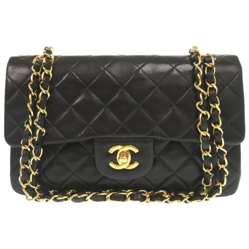 Chanel Black Leather Shoulder Bag (Pre-Owned)