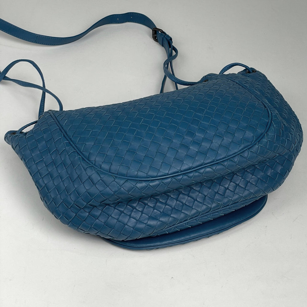 Bottega Veneta Blue Leather Shoulder Bag (Pre-Owned)