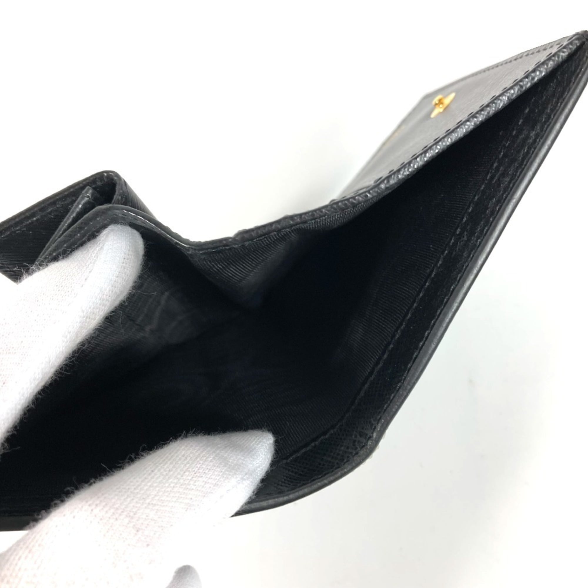 Prada Black White Leather Wallet (Bi-Fold) (Pre-Owned)