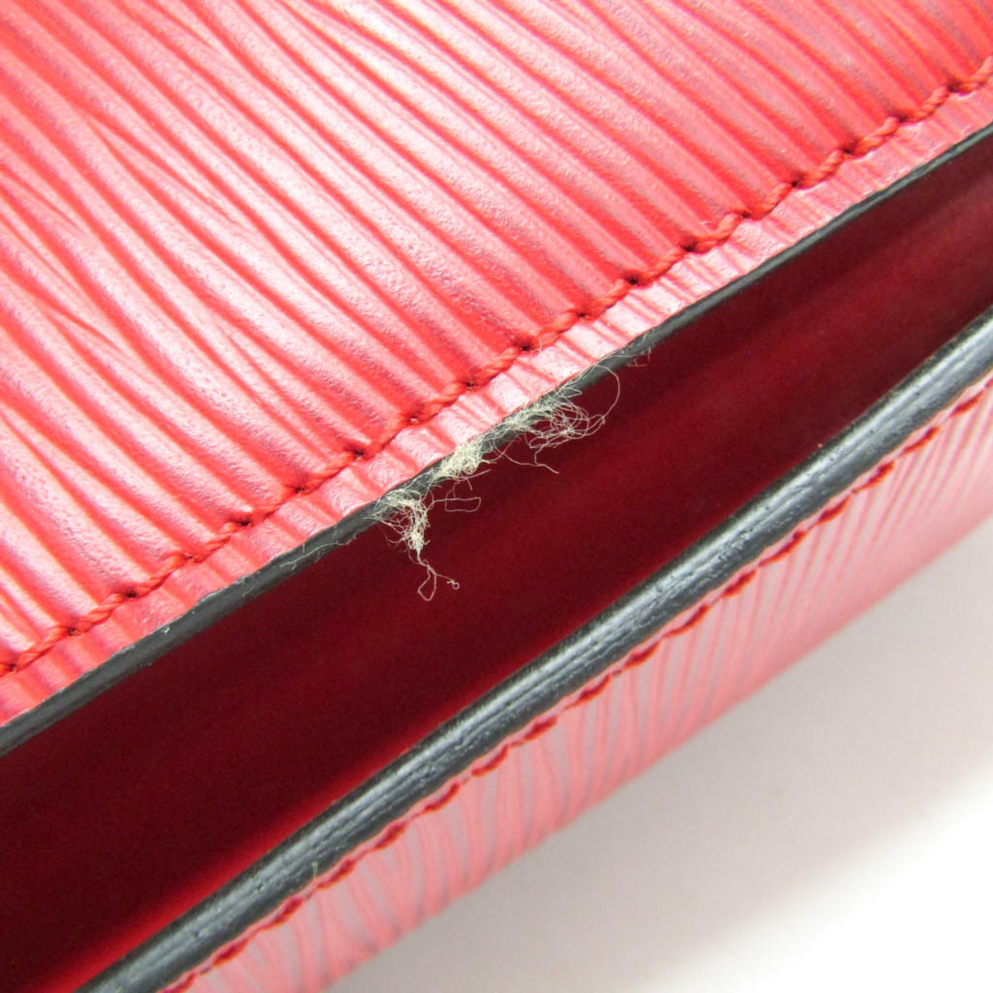 Louis Vuitton Cluny Shoulder Bag Epi Leather Red Leather Shoulder Bag Bag (Pre-Owned)