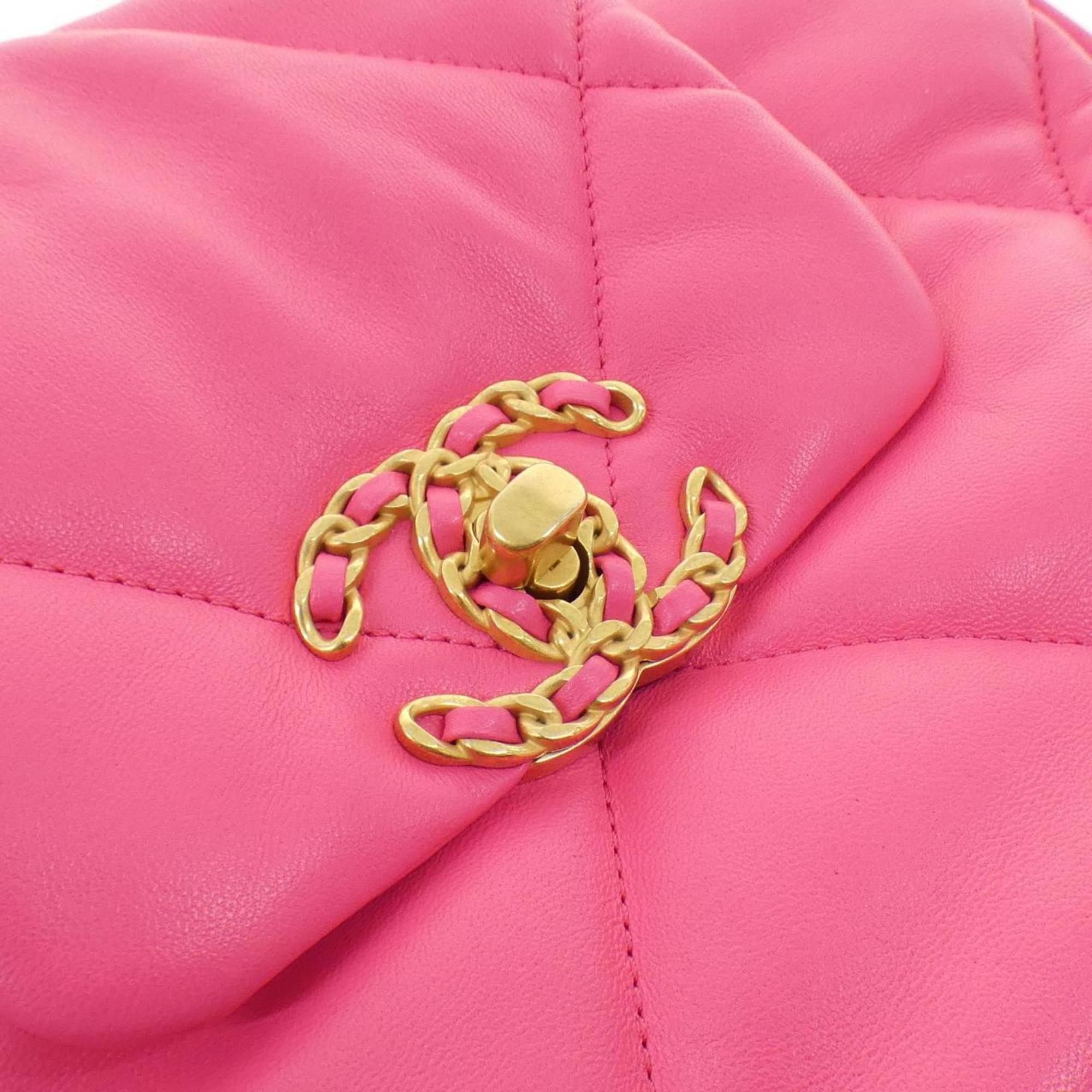 Chanel Pink Leather Shoulder Bag (Pre-Owned)
