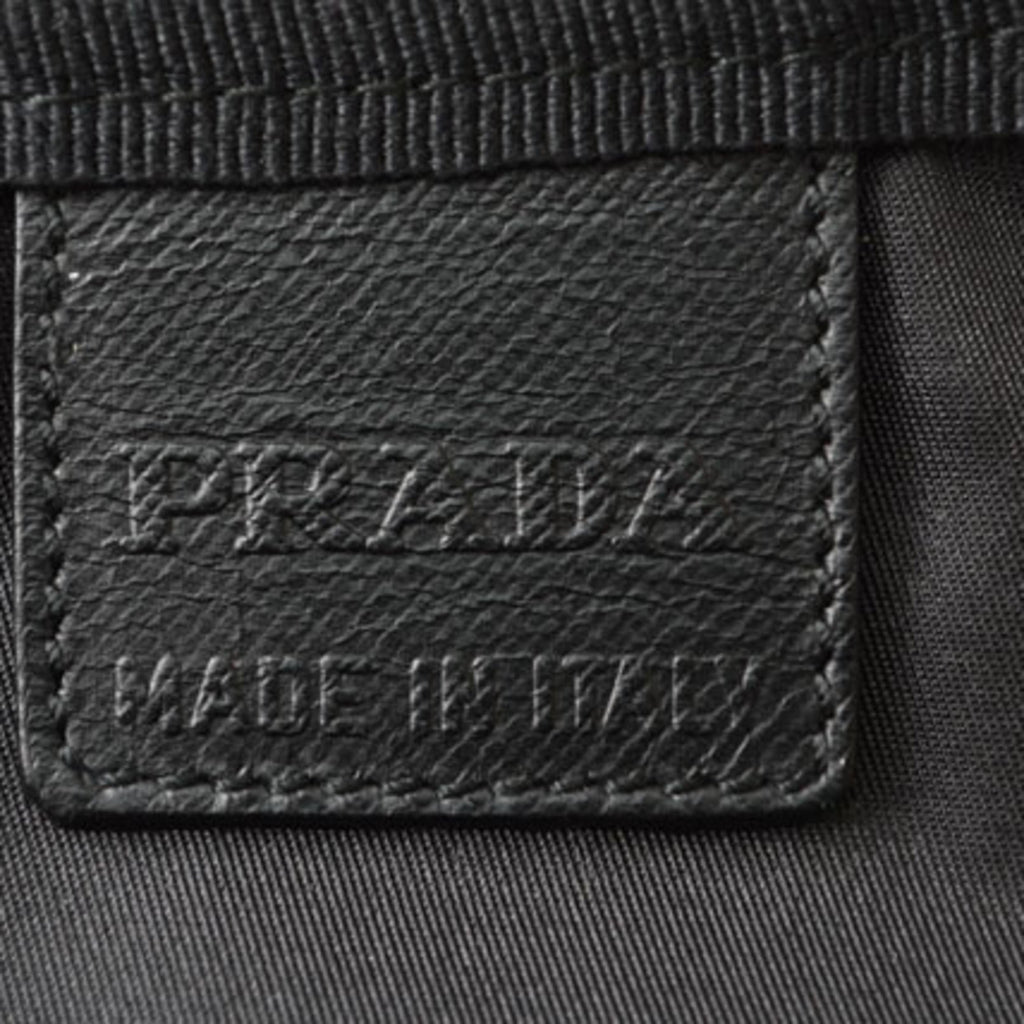 Prada Black Vela Nylon Pouch (Pre-Owned)