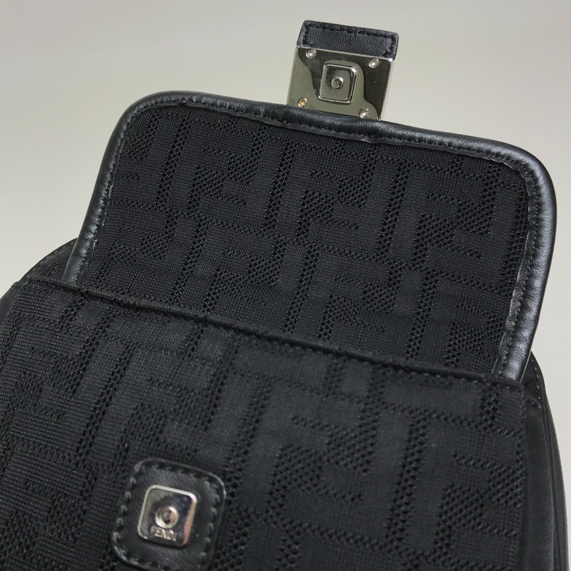 Fendi Black Other Shoulder Bag (Pre-Owned)