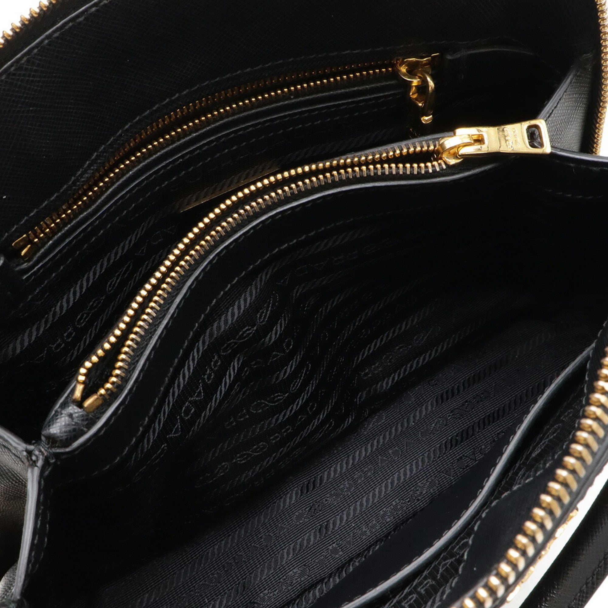 Prada Saffiano Black Nero Leather Handbag Shoulder Bag (Pre-Owned)