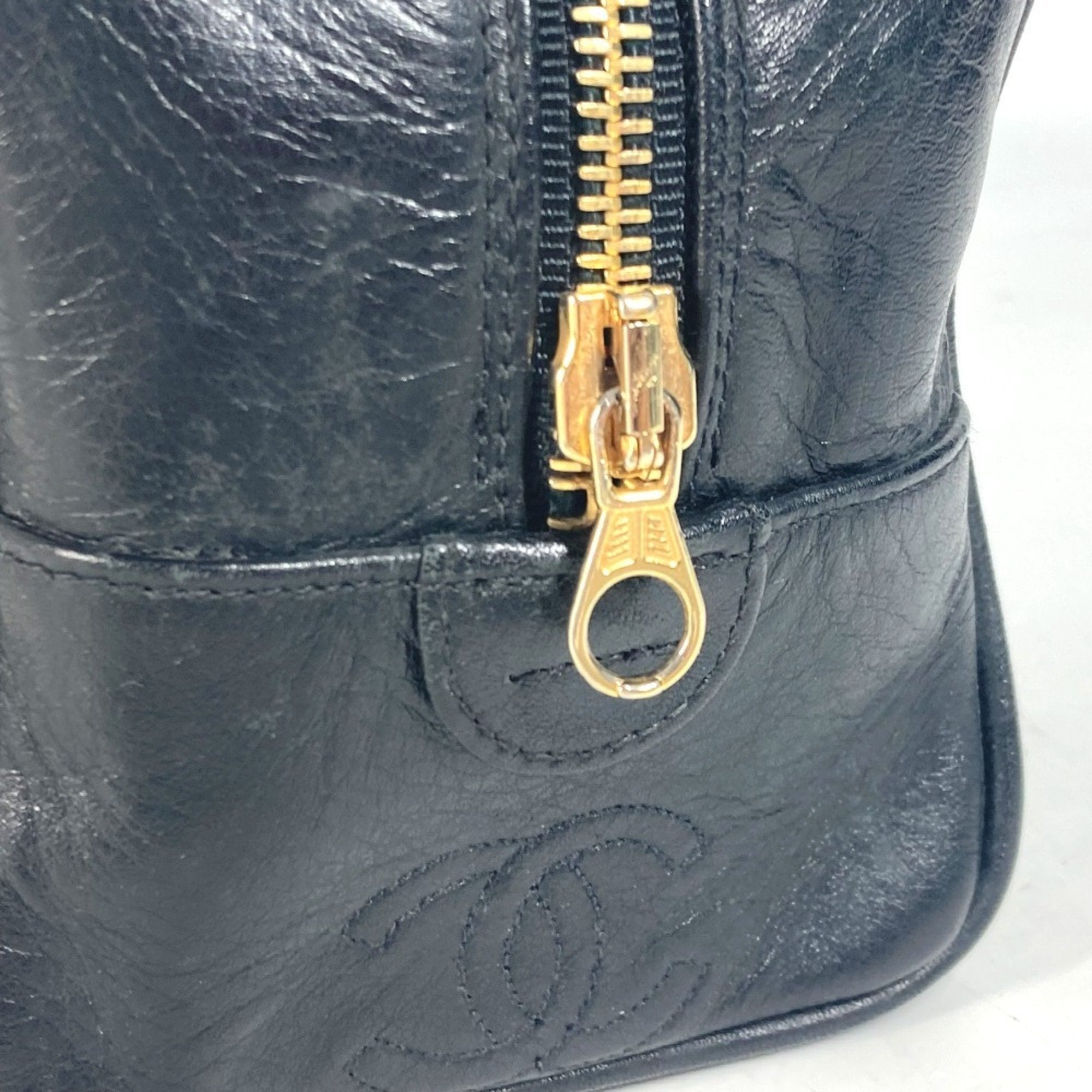 Chanel Black Leather Pouch (Pre-Owned)