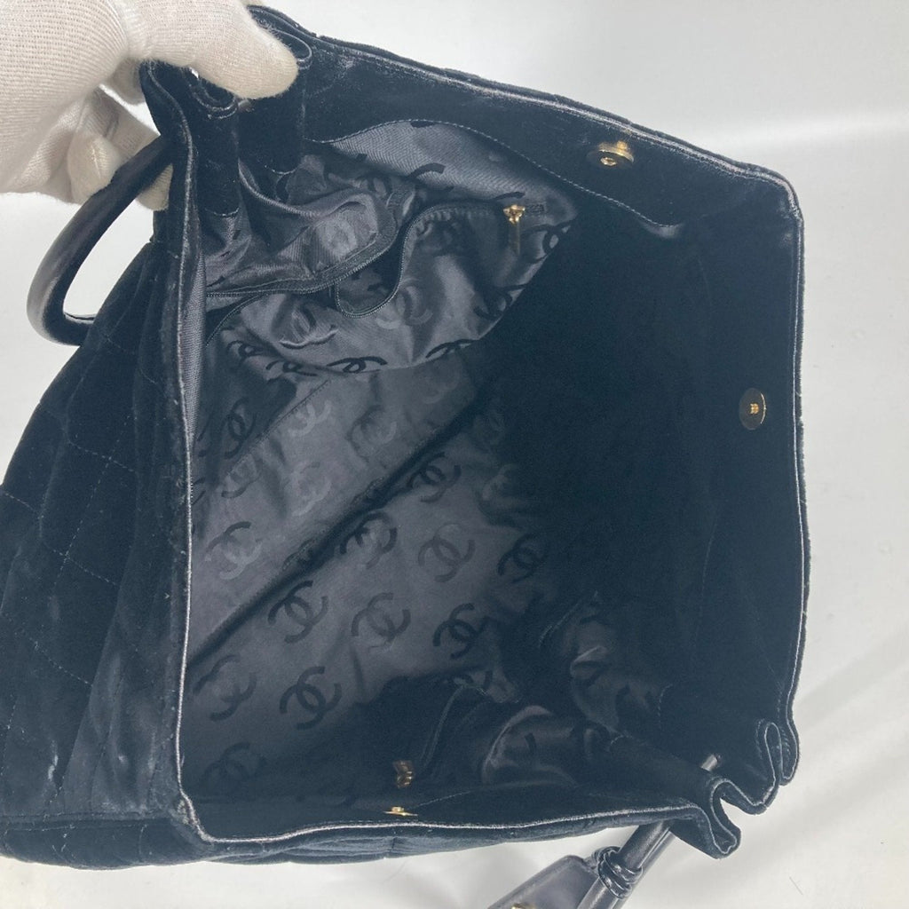 Chanel Black Leather Handbag Tote Bag (Pre-Owned)