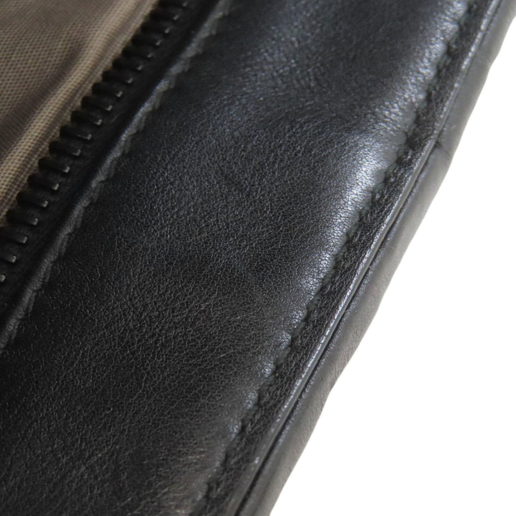 Bottega Veneta Black Leather Shoulder Bag (Pre-Owned)