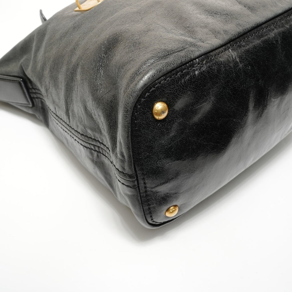 Prada Black Leather Shoulder Bag (Pre-Owned)