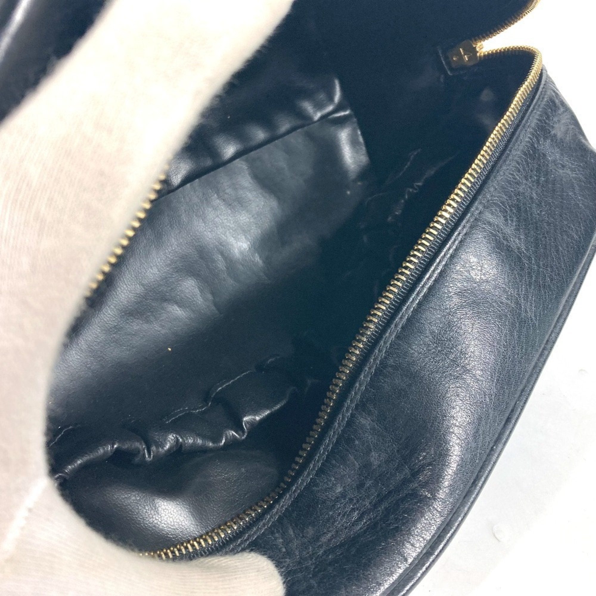 Chanel Black Leather Pouch (Pre-Owned)
