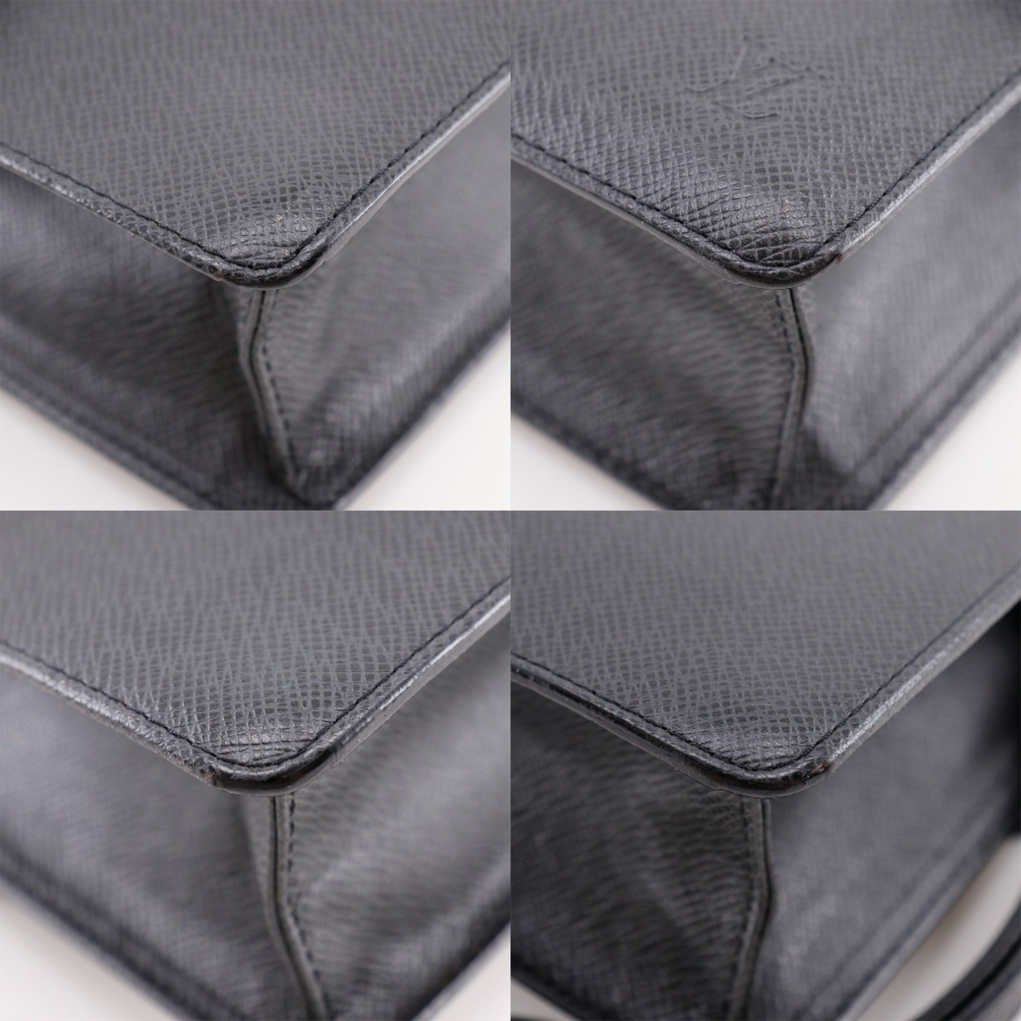 Louis Vuitton Taiga Ardoise Black Taiga Leather Pochette (Pre-Owned)