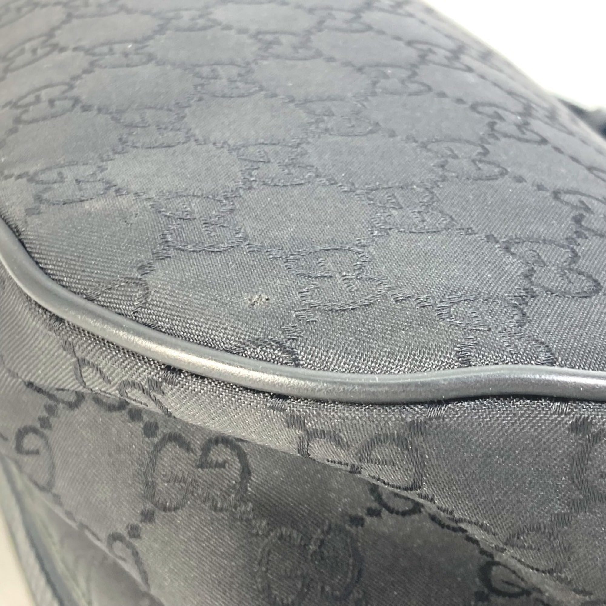 Gucci Black Nylon Fanny Pack (Pre-Owned)
